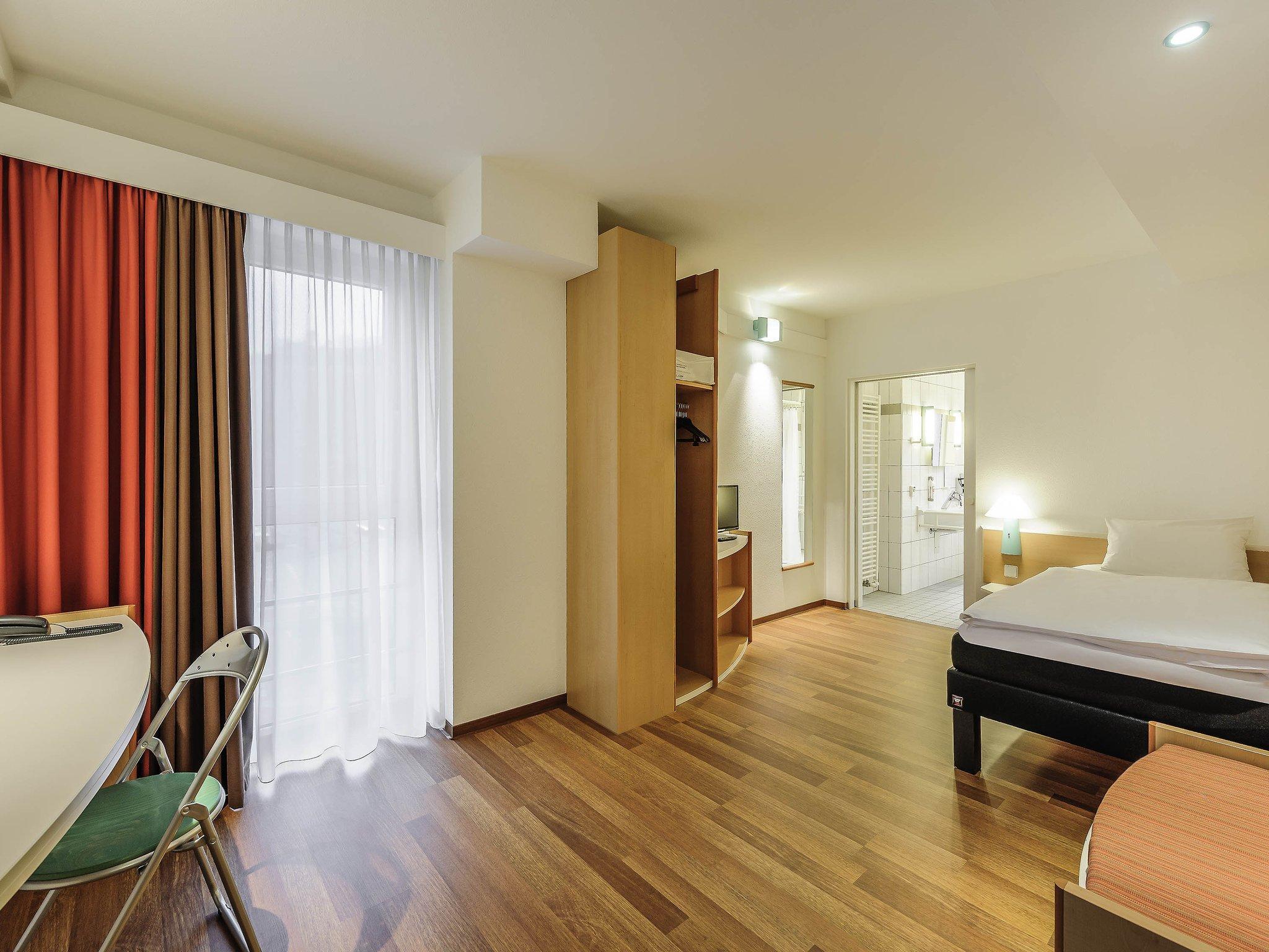 Ibis Hotel Wuerzburg City Екстериор снимка