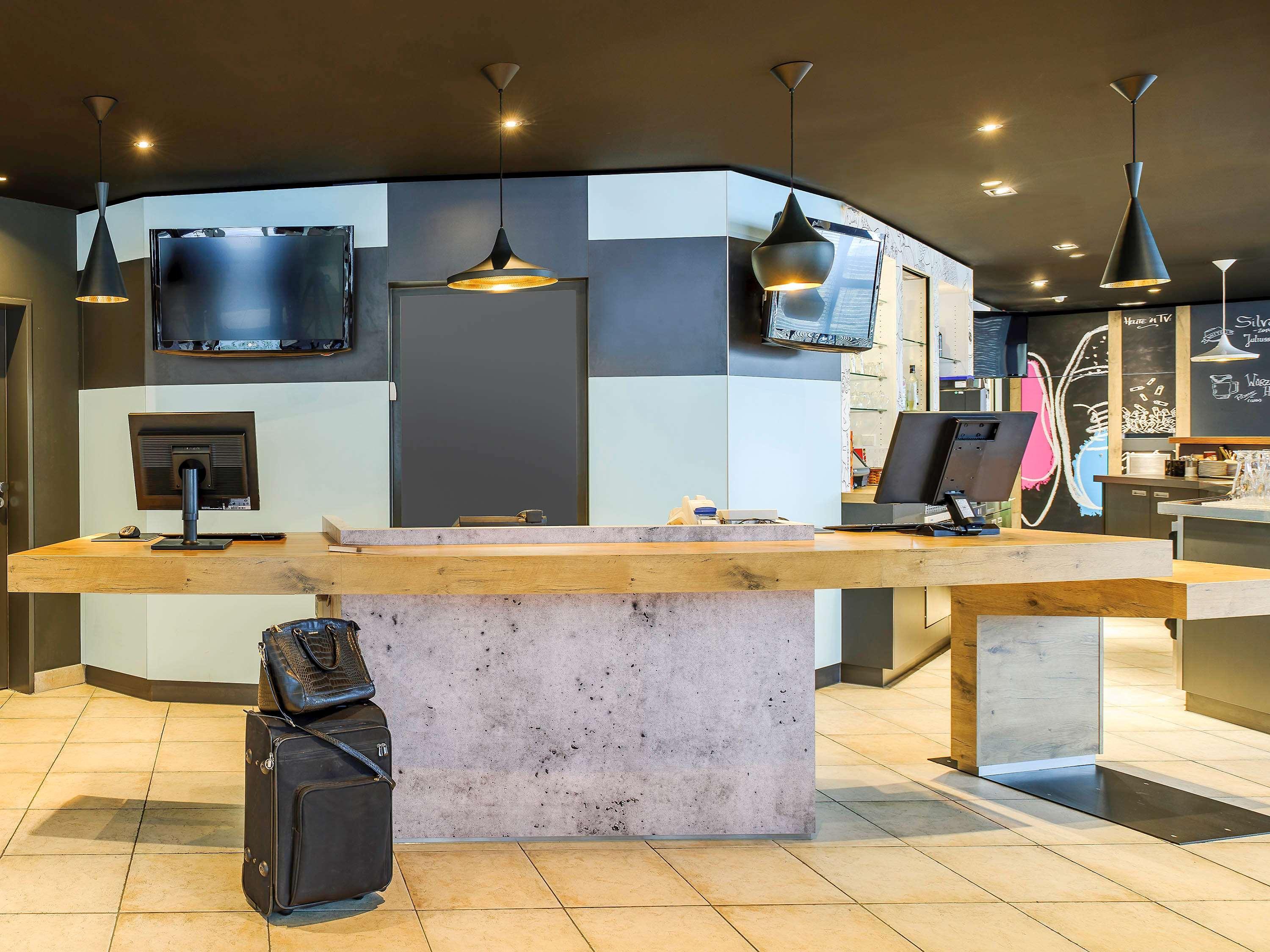 Ibis Hotel Wuerzburg City Екстериор снимка